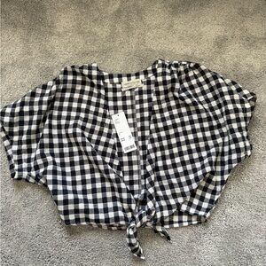 Urban Outfitters Black Motif Gingham Top NWT in Small